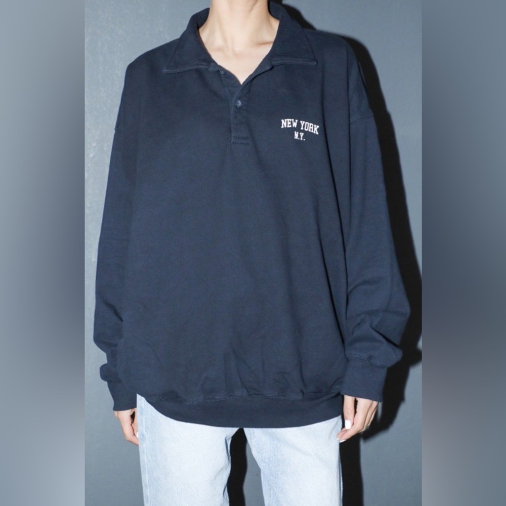 Brandy Melville / John Galt New York Sweatshirt
